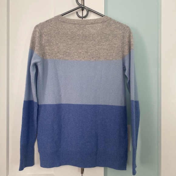 Nanette Lepore grey/blue color block sweater 100% cashmere - Picture 4 of 4